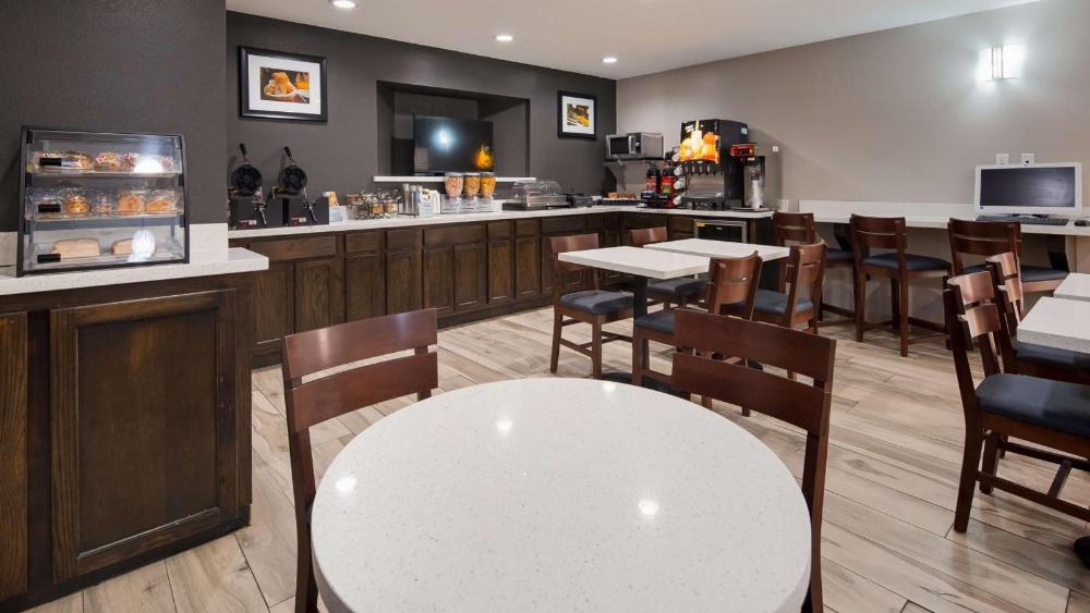 Best Western Executive Inn Main image