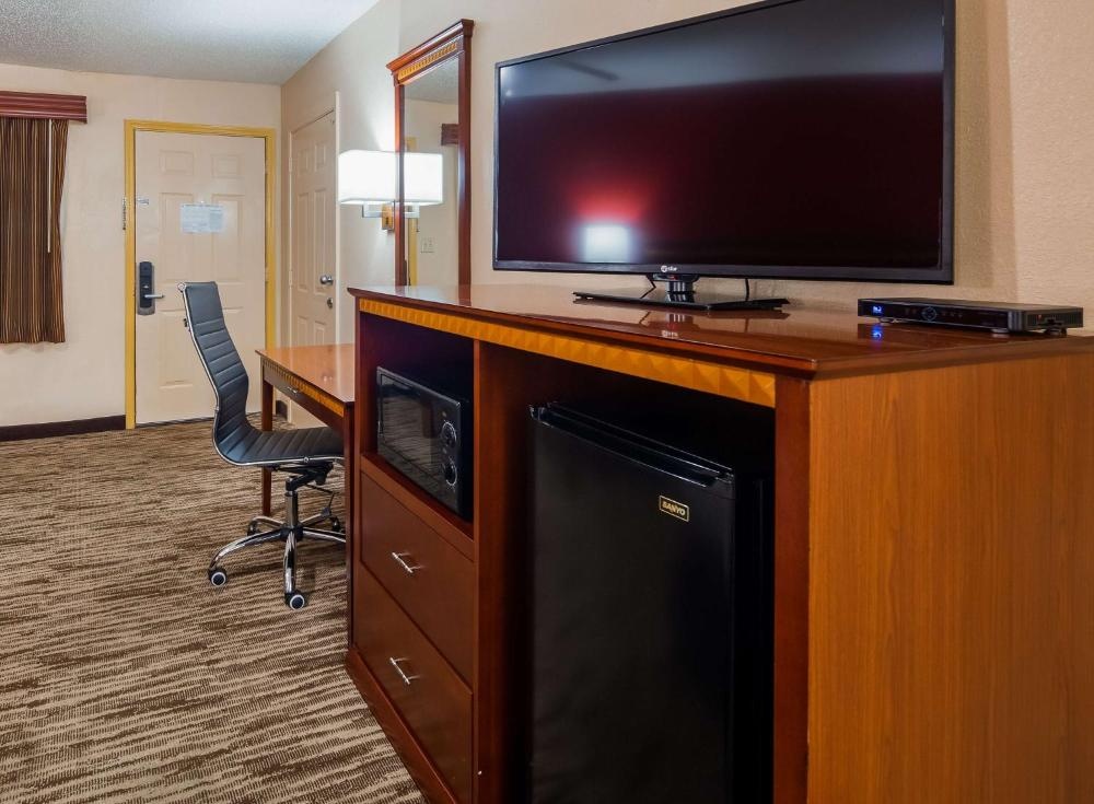 Best Western Executive Inn